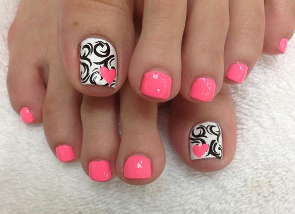 50 Pretty Toenail Art Designs