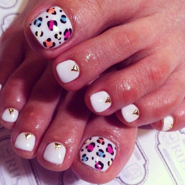 50 Pretty Toenail Art Designs