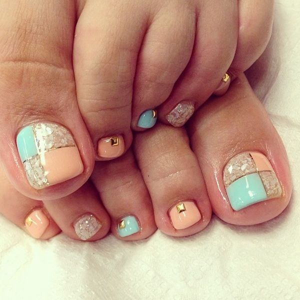50 Pretty Toenail Art Designs
