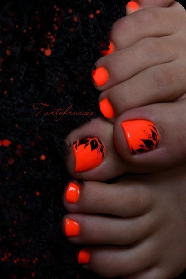 50 Pretty Toenail Art Designs