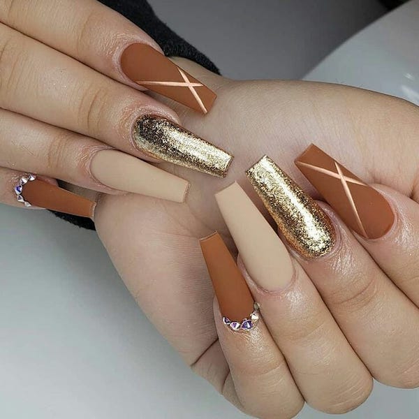 55 Seasonal Fall Nail Art Designs