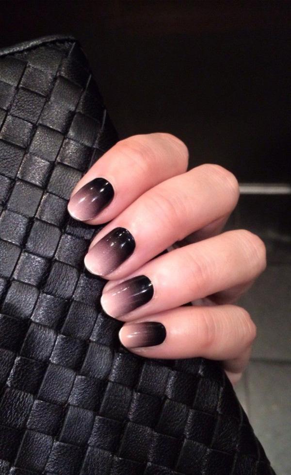 40+ Fabulous Gradient Nail Art Designs