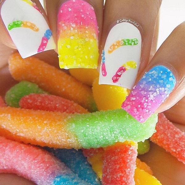 40+ Fabulous Gradient Nail Art Designs