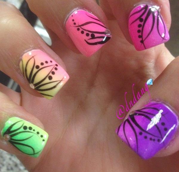 40+ Fabulous Gradient Nail Art Designs