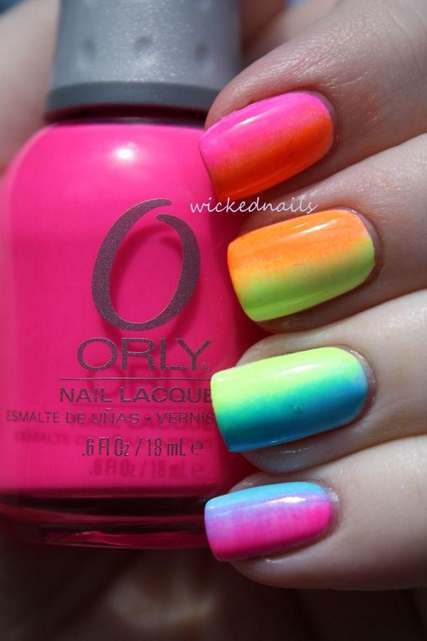 40+ Fabulous Gradient Nail Art Designs
