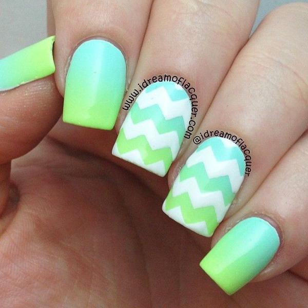40+ Fabulous Gradient Nail Art Designs