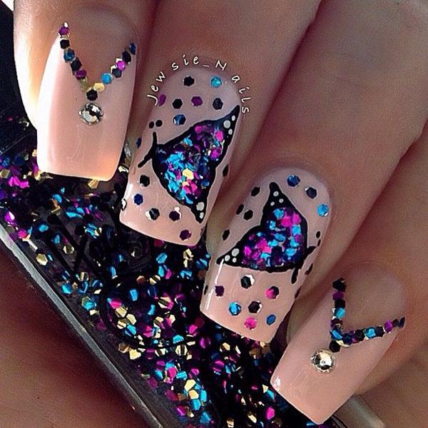 60 Glitter Nail Art Designs