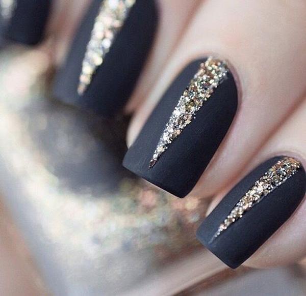60 Glitter Nail Art Designs