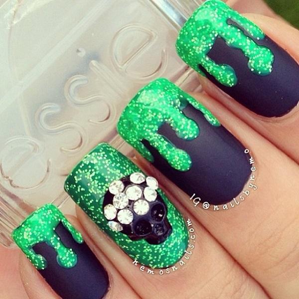 60 Glitter Nail Art Designs