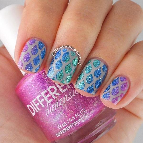 60 Glitter Nail Art Designs
