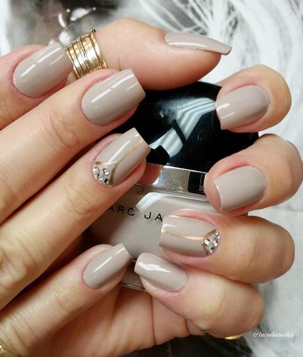 35 Gray Nail Art Designs