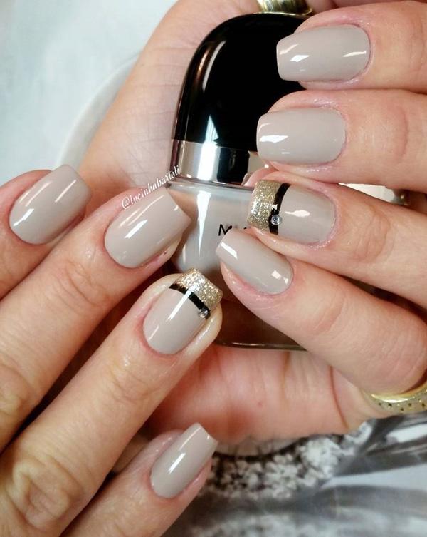 35 Gray Nail Art Designs