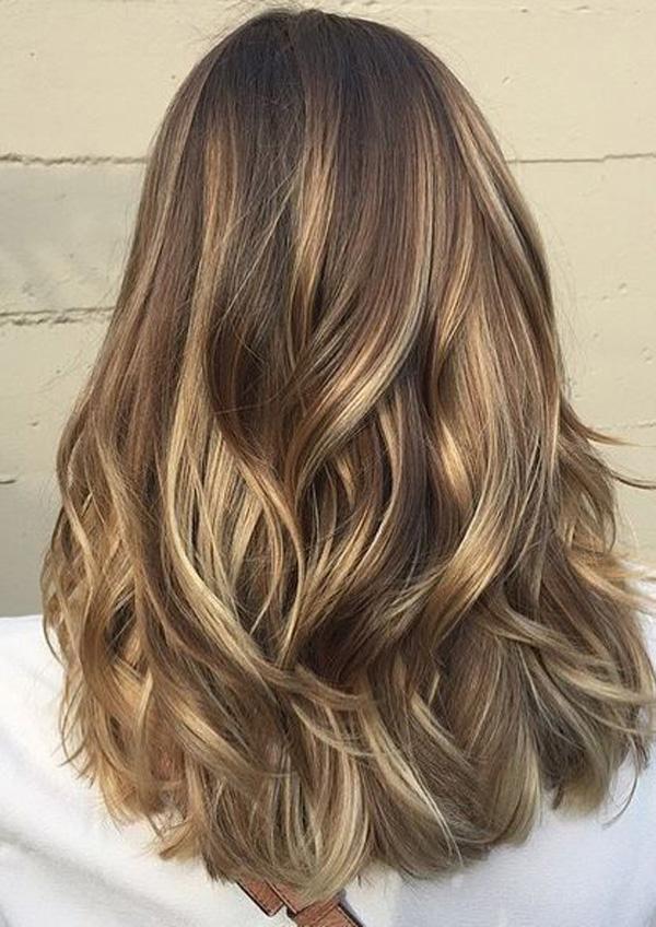 30 Stylish Medium Length Hairstyles