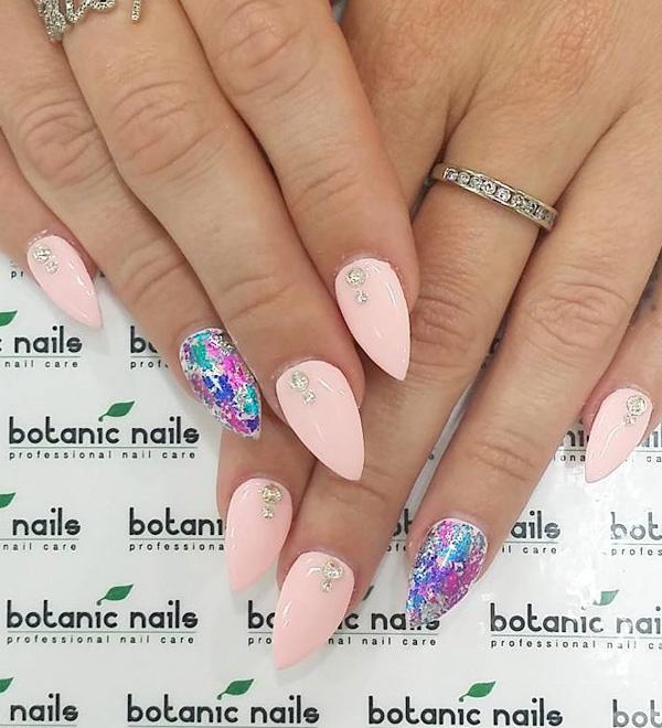 50+ Almond Nail Designs