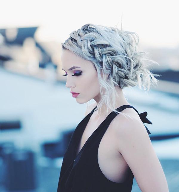 50+ Updos for Long Hair Ideas