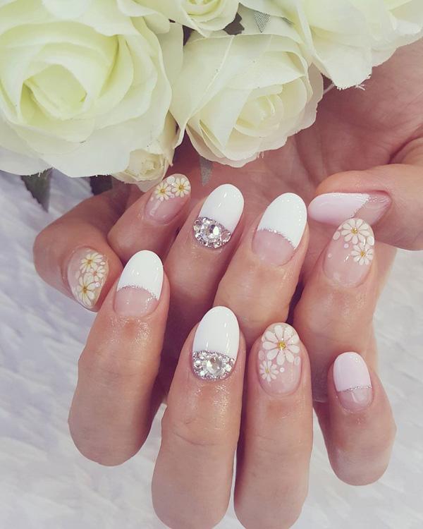 50 Oval Nail Art Ideas