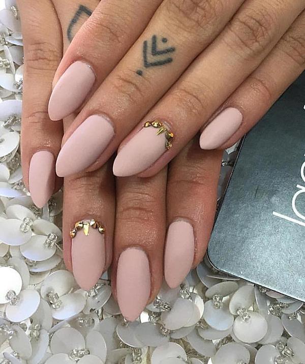 50 Oval Nail Art Ideas