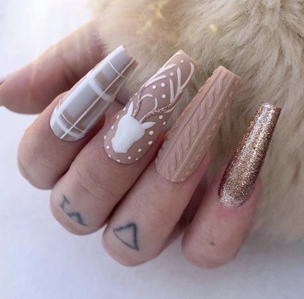 60 Joyful Christmas Nails Ideas
