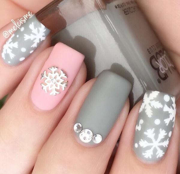60 Joyful Christmas Nails Ideas