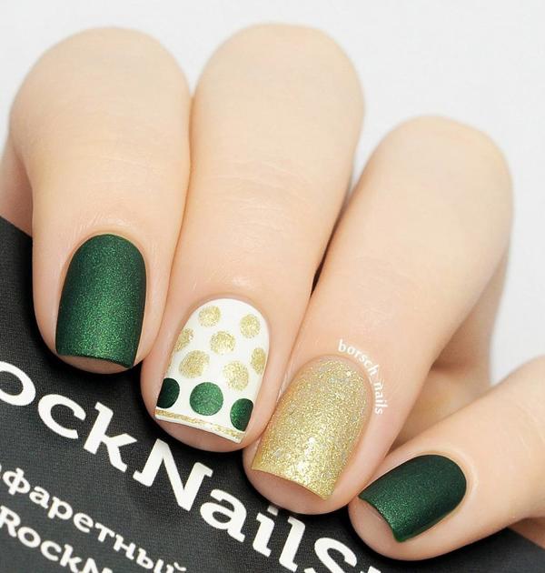 60 Joyful Christmas Nails Ideas