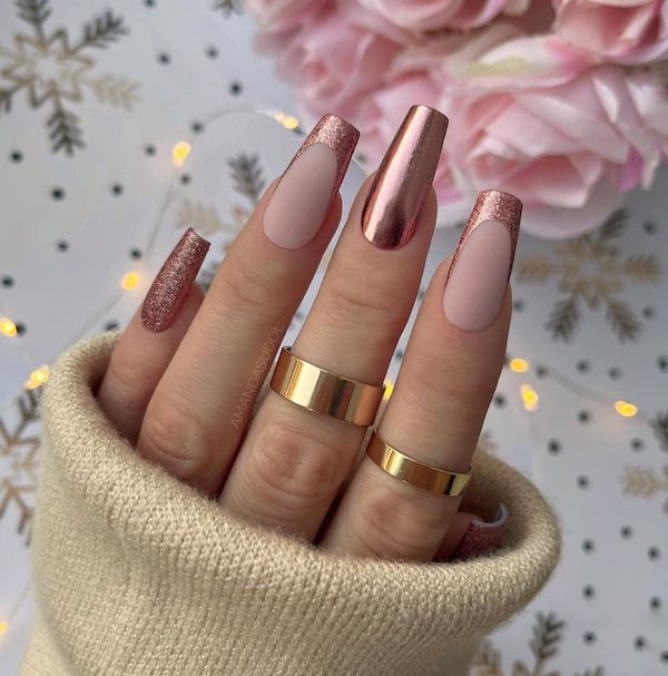 55+ Creative and Chic Chrome Nail Art Ideas