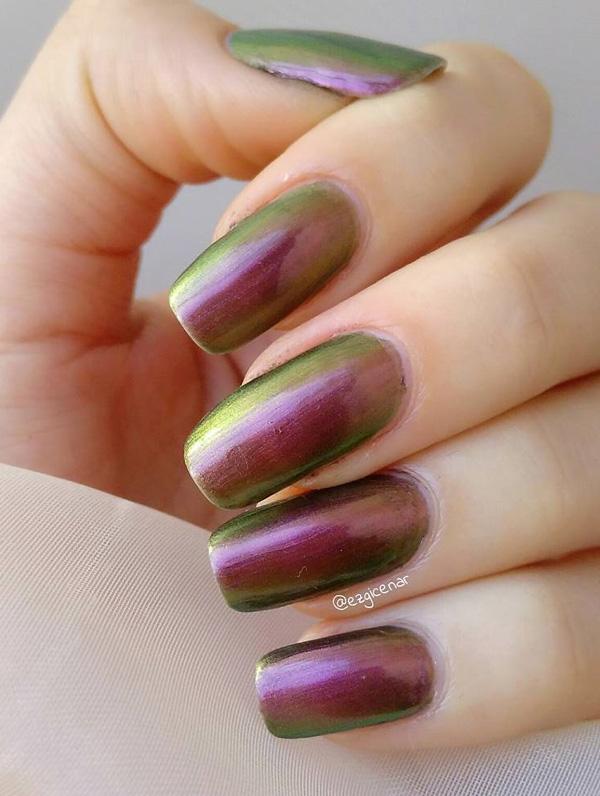 55+ Creative and Chic Chrome Nail Art Ideas