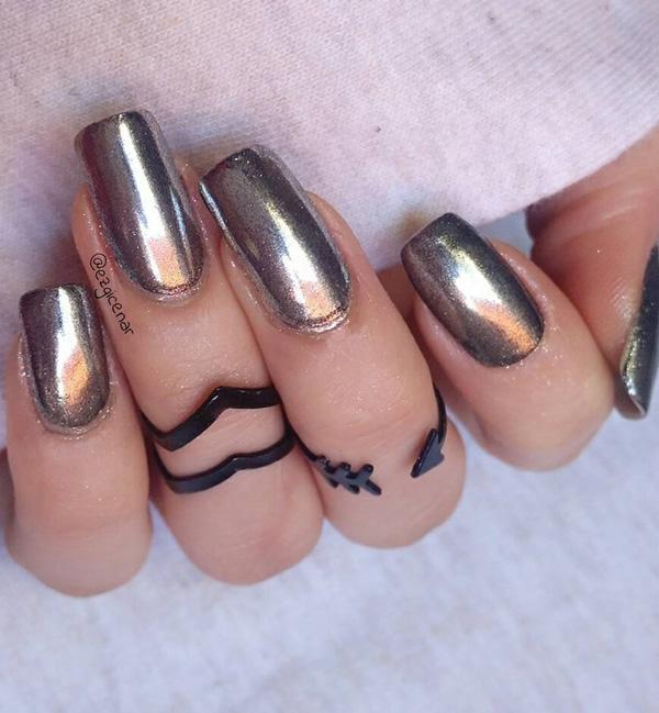 55+ Creative and Chic Chrome Nail Art Ideas