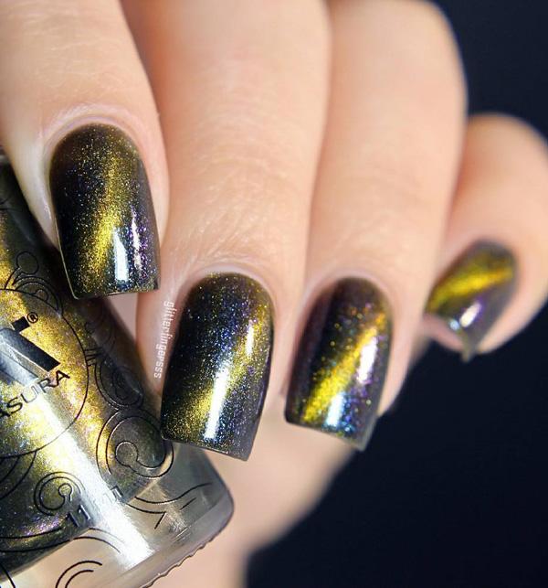 55+ Creative and Chic Chrome Nail Art Ideas