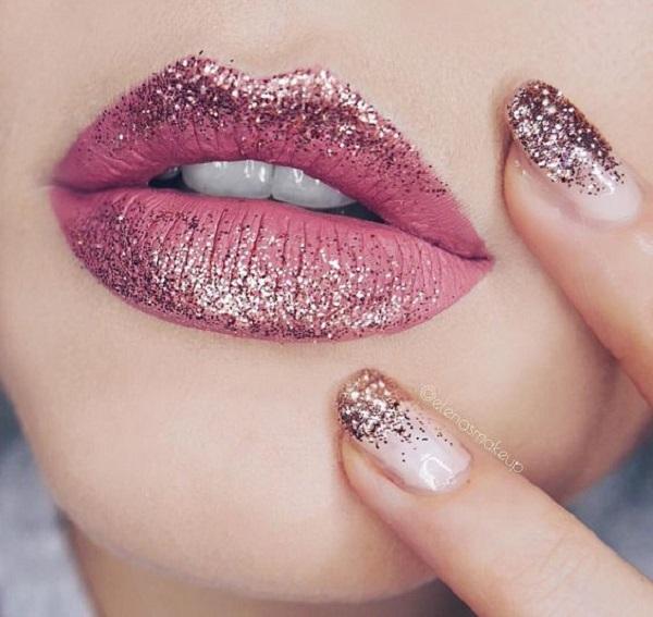 30 Matching nails and lipstick makeups
