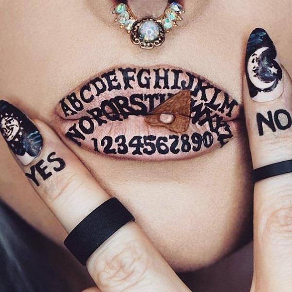 30 Matching nails and lipstick makeups