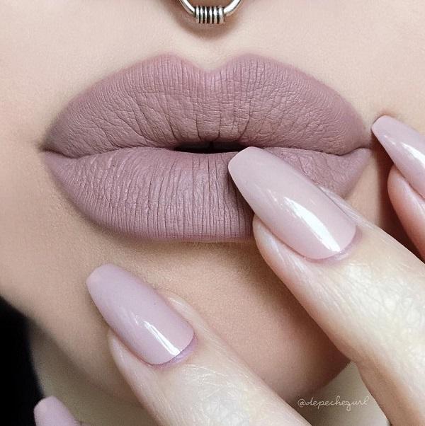 30 Matching nails and lipstick makeups