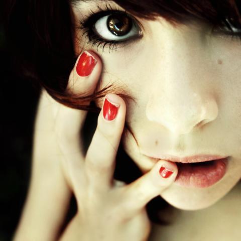 Eye-catching Portraits by Caitlin Worthington
