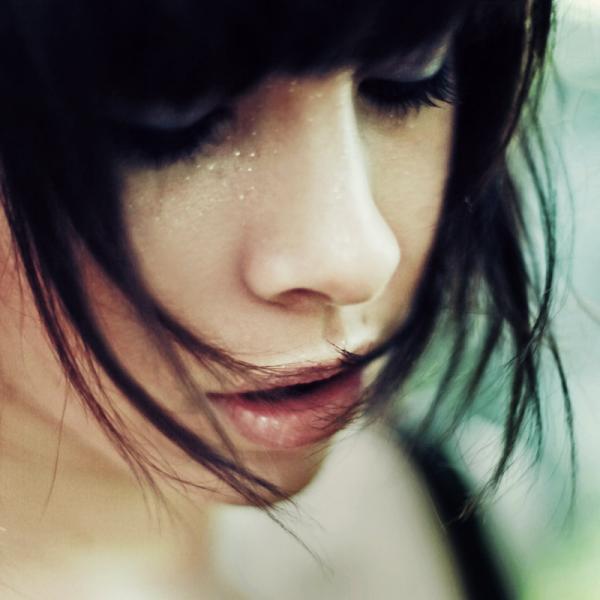 Eye-catching Portraits by Caitlin Worthington