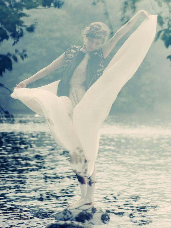 Fashion Photography by Paul de Luna