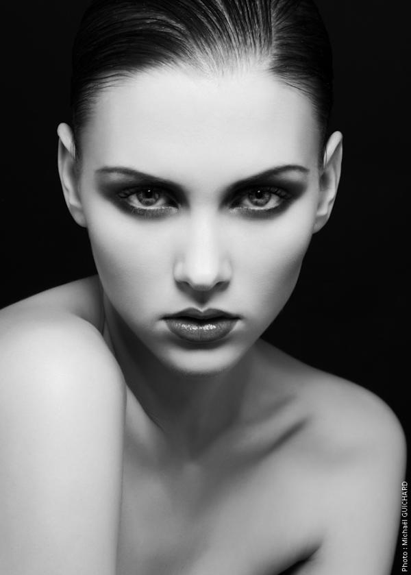 Fashion Portrait by Michael GUICHARD