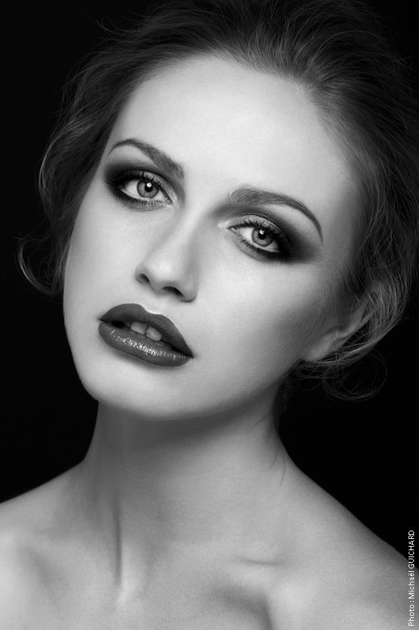 Fashion Portrait by Michael GUICHARD