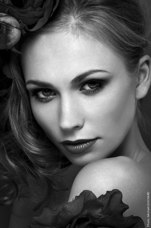 Fashion Portrait by Michael GUICHARD