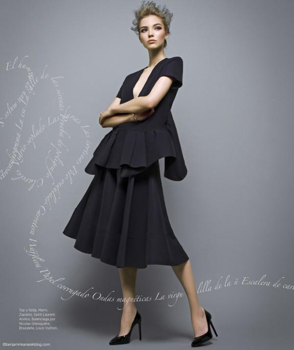 Model--Sasha Luss