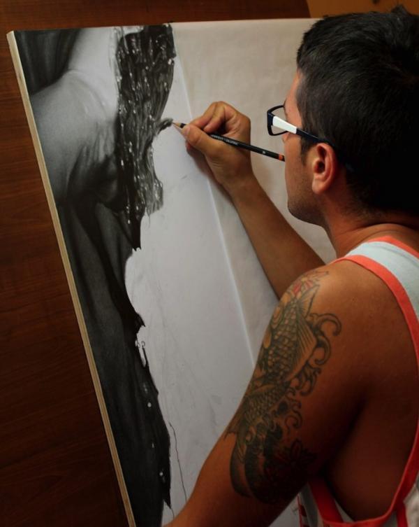 Mind-Blowing Photorealistic Pencil Drawing