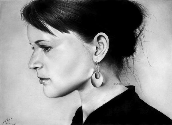 Realistic Drawings by Anne Teubert
