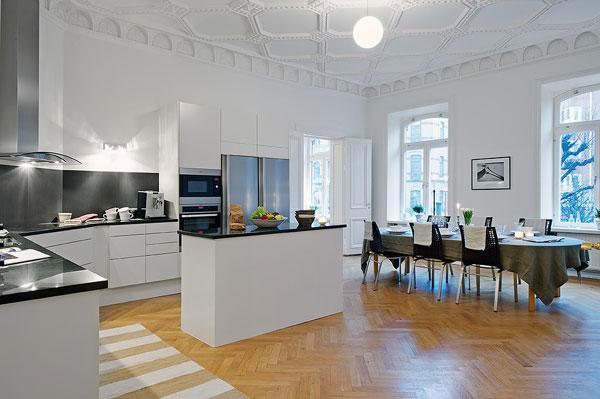 A Spacious Scandinavian Apartment