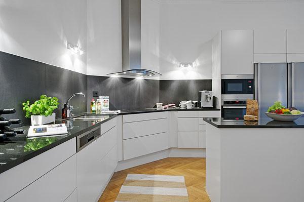 A Spacious Scandinavian Apartment