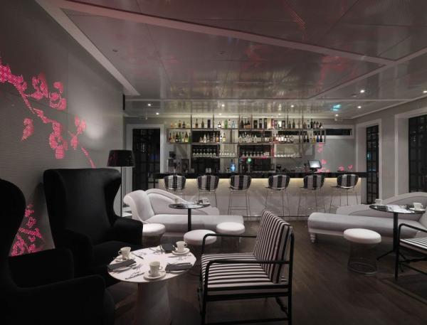 The Club Hotel