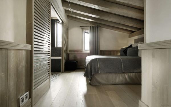 Chalet Black Pearl