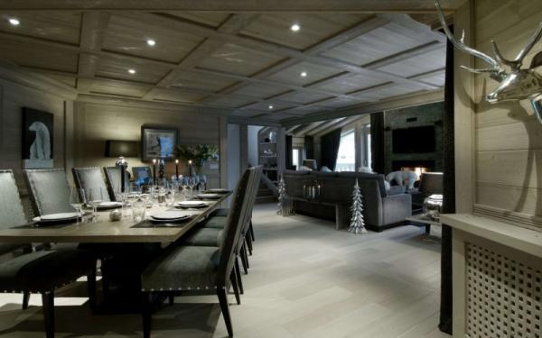 Chalet Black Pearl