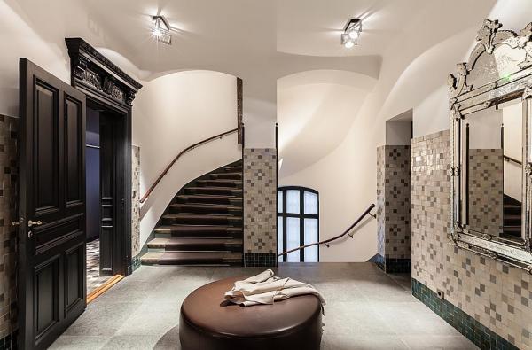 7-Room Stockholm Duplex with Cozy Interior Designs