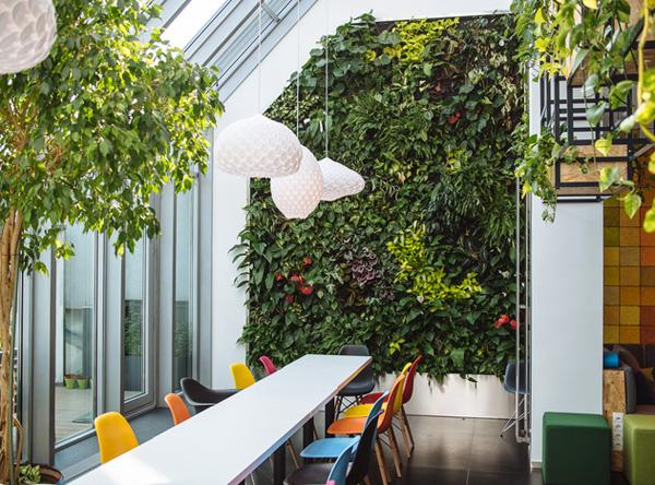 20 inspirational Office Decor Designs