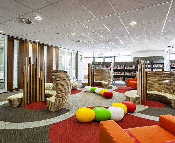 20 inspirational Office Decor Designs
