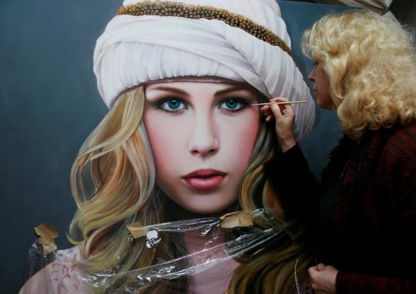Paintings by Christiane Vleugels
