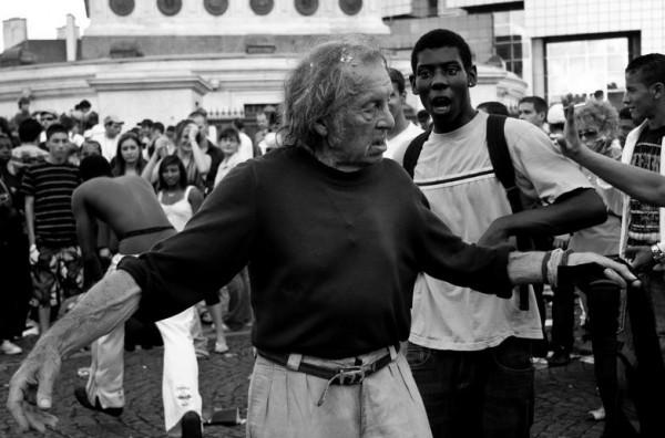 30 Engaging Documentary Photos